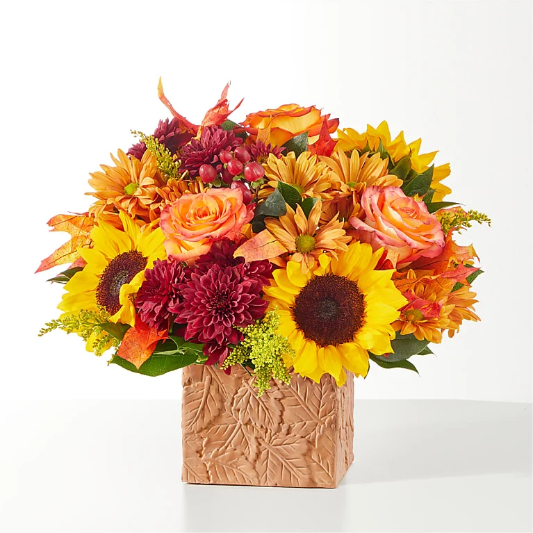 The Outdoors Bouquet Deluxe