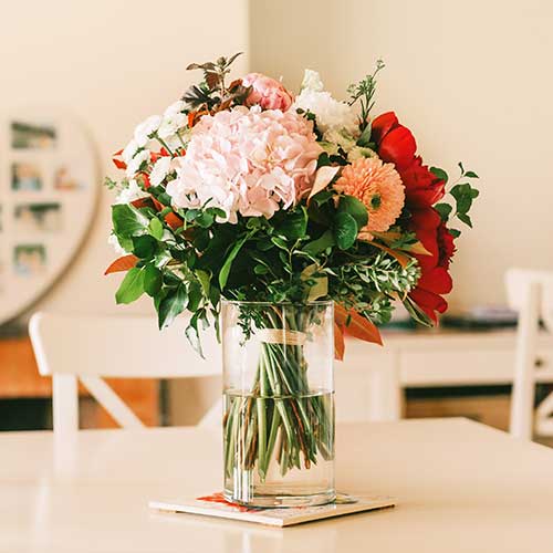 Shop for flower subscriptions in Spartanburg, South Carolina