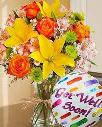 <p>Inspired by the countryside blooms of Europe, this lively arrangement features fresh roses, lilies, alstroemeria, poms, and other seasonal favorites. The flowers are hand-designed in a clear glass vase and tied with natural raffia, giving it a rustic, down-to-earth elegance.</p>